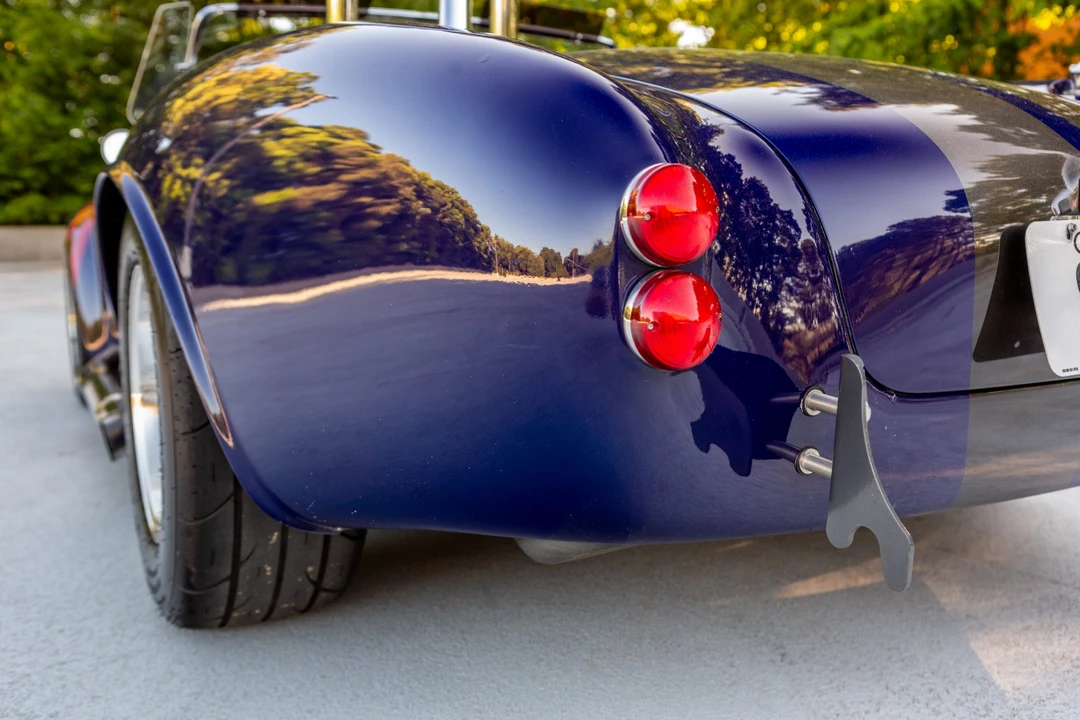 Shelby Cobra Replica - Image 28 of 31