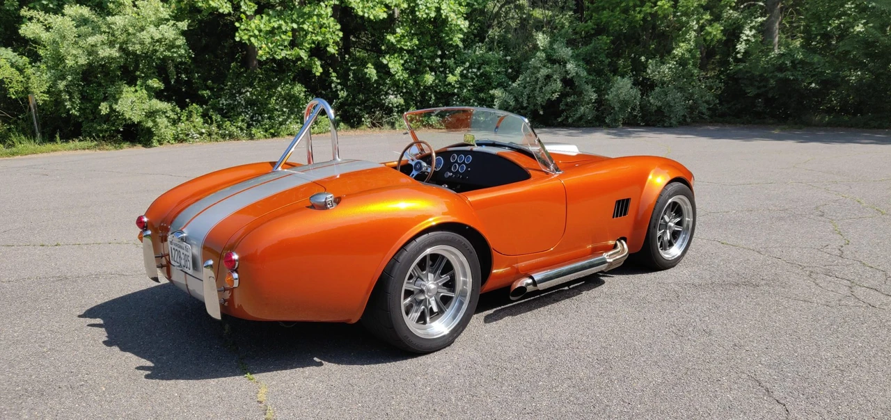 Shelby Cobra Replica - Image 7 of 31
