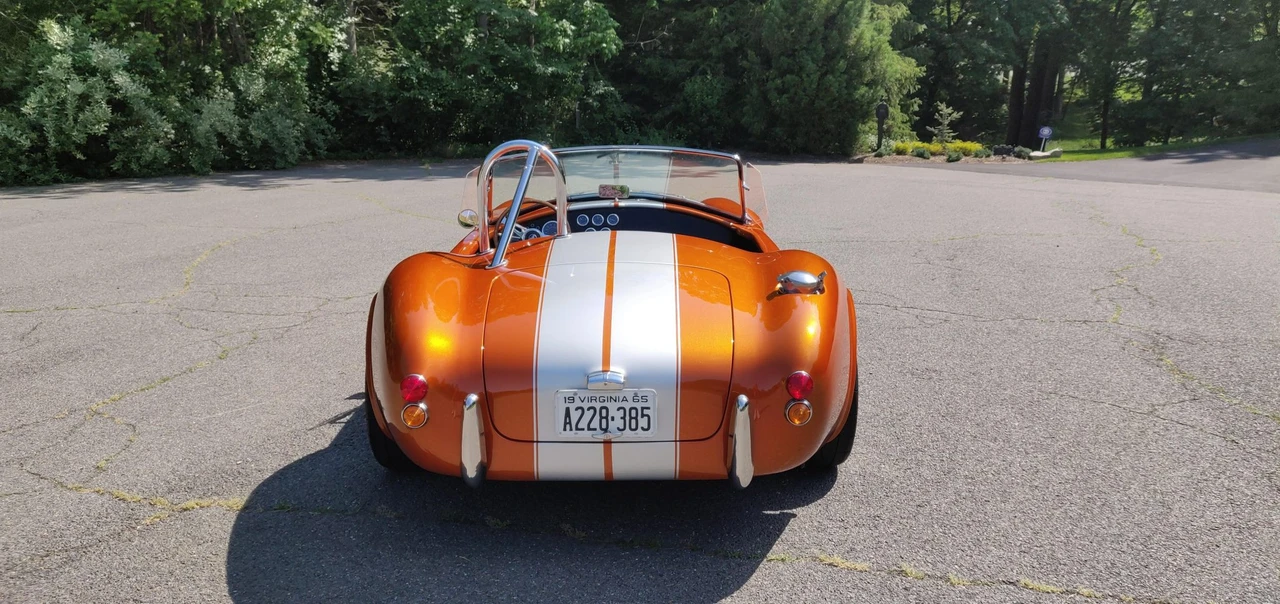 Shelby Cobra Replica - Image 9 of 31