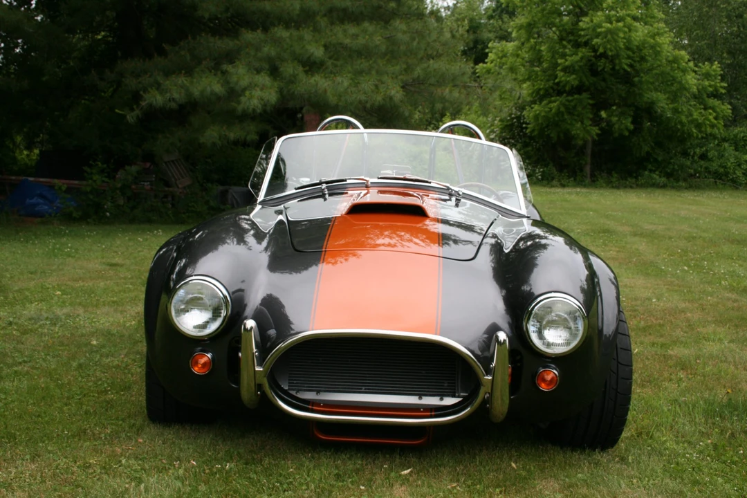 Shelby Cobra Replica - Image 12 of 31