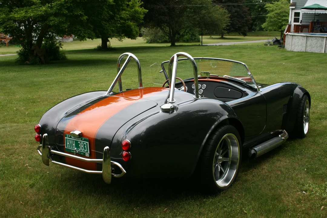 Shelby Cobra Replica - Image 8 of 31