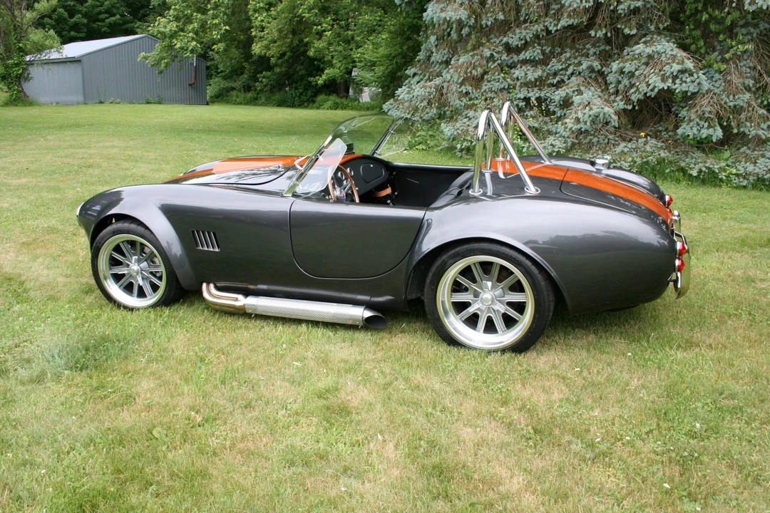 Shelby Cobra Replica - Image 5 of 31