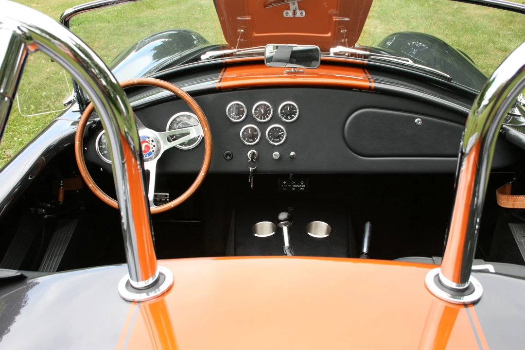 Shelby Cobra Replica - Image 30 of 31