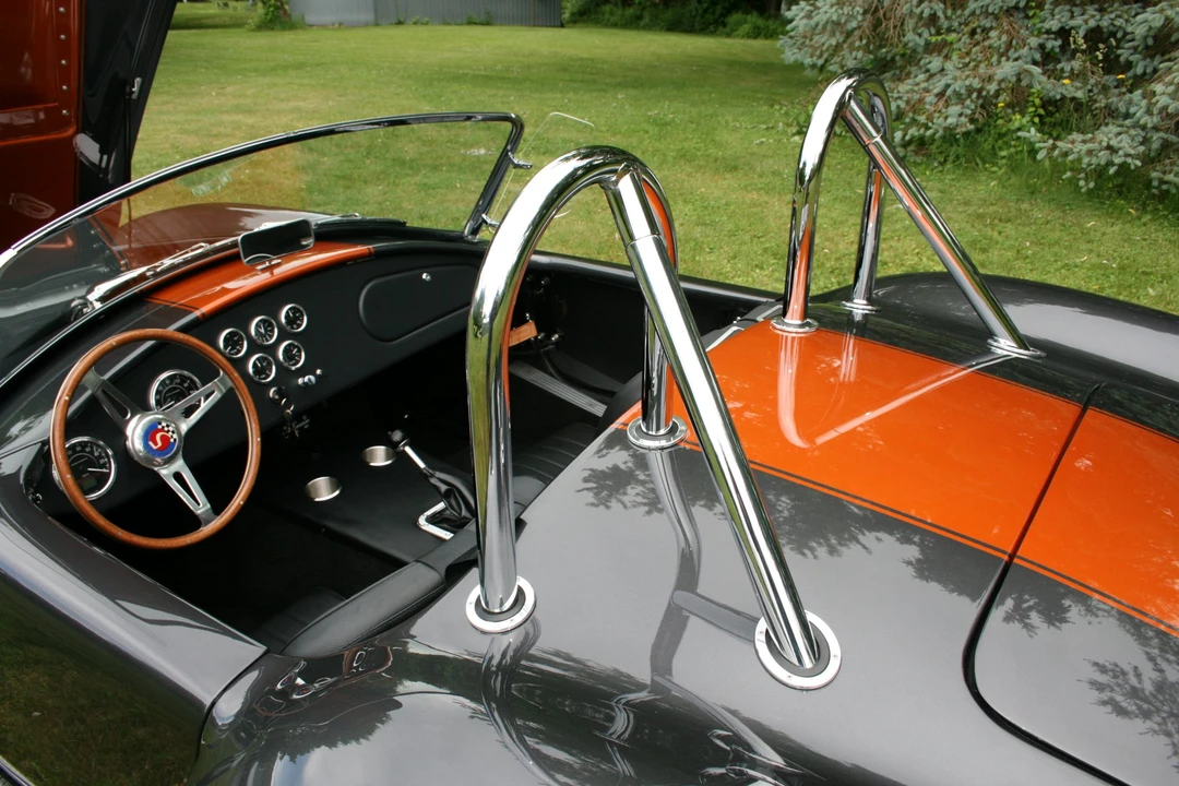 Shelby Cobra Replica - Image 15 of 31