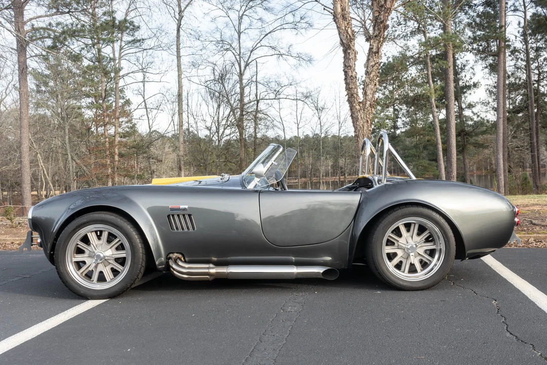 Shelby Cobra Replica - Image 3 of 31