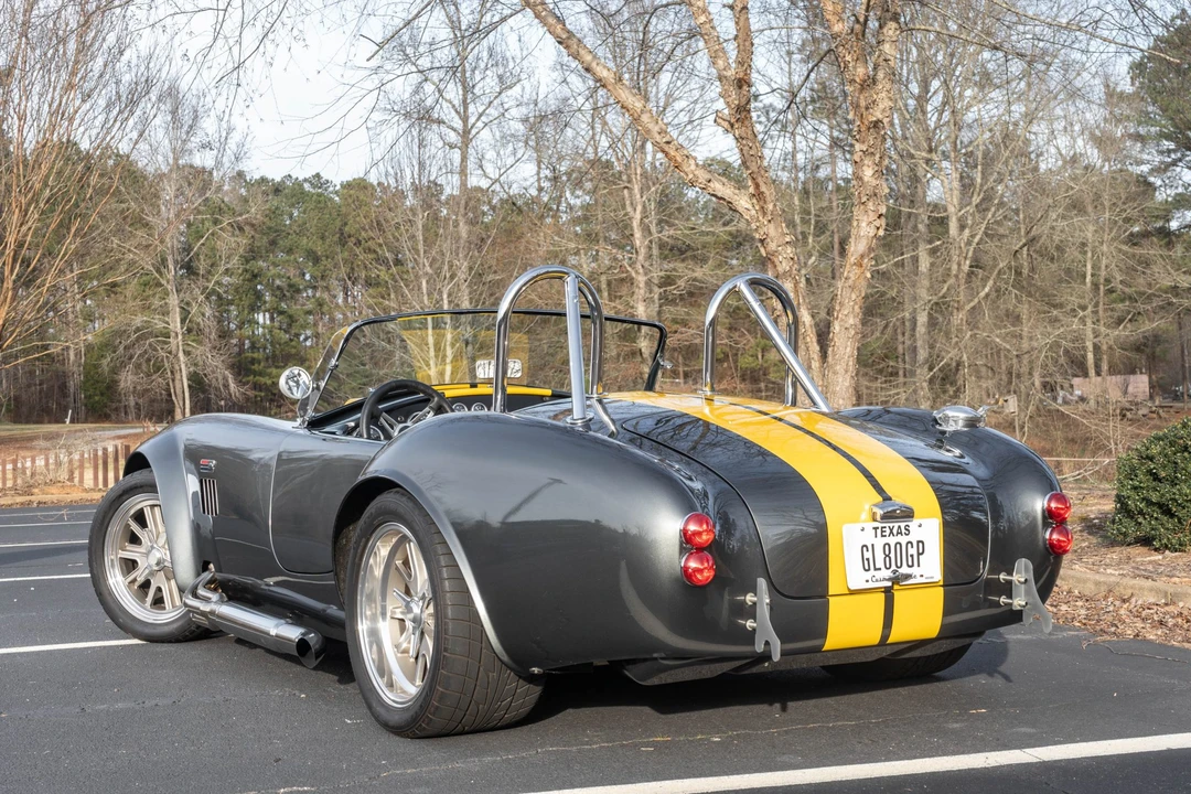 Shelby Cobra Replica - Image 4 of 31