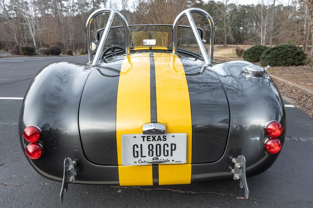 Shelby Cobra Replica - Image 5 of 31