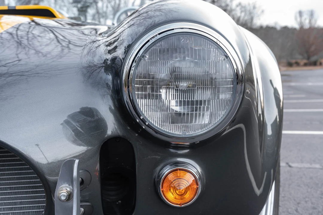 Shelby Cobra Replica - Image 18 of 31