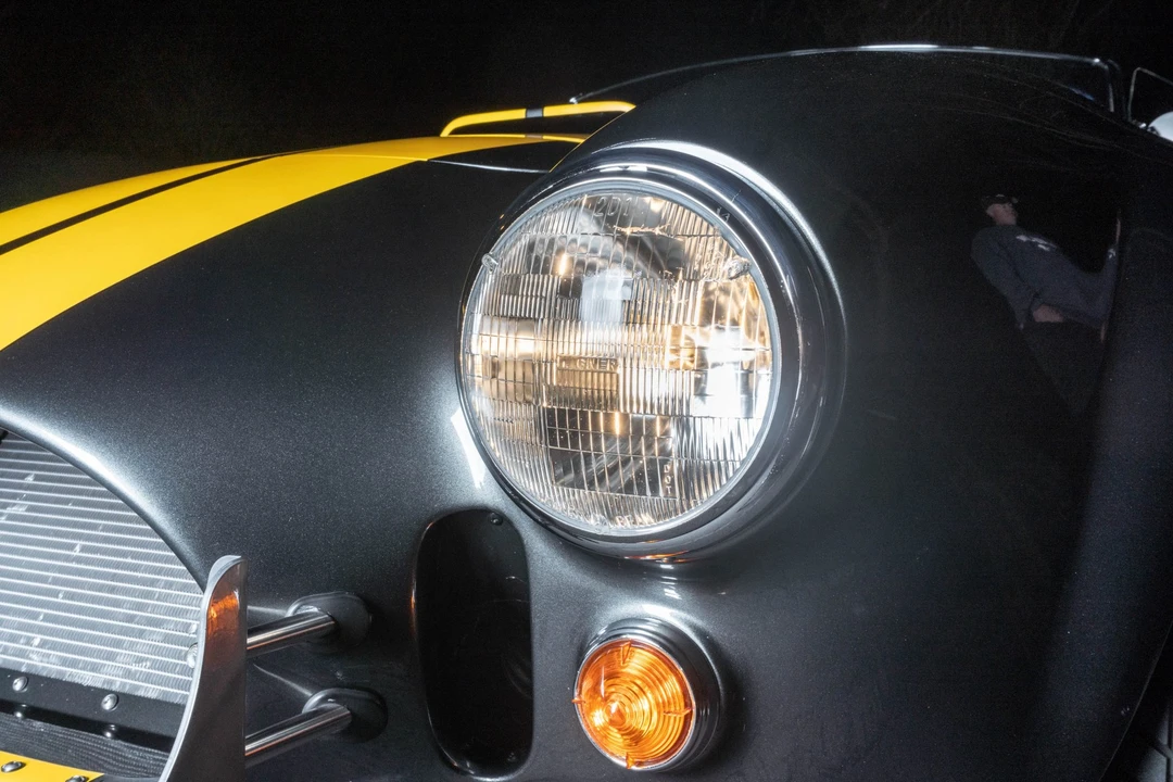 Shelby Cobra Replica - Image 20 of 31