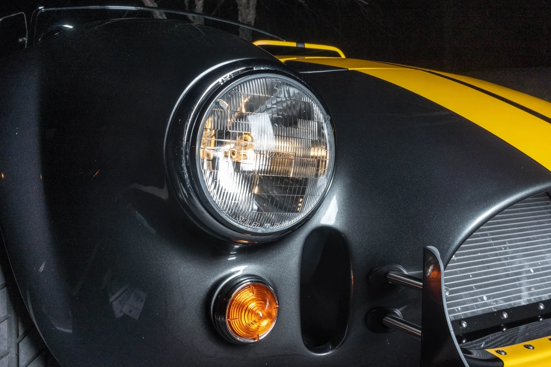 Shelby Cobra Replica - Image 19 of 31