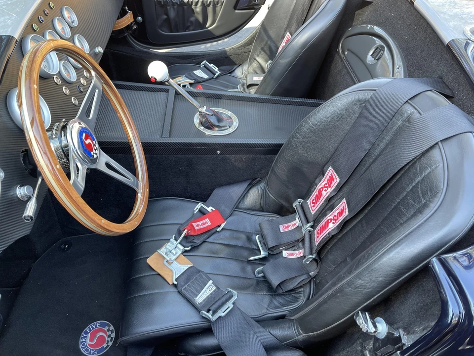 Shelby Cobra Replica - Image 29 of 31