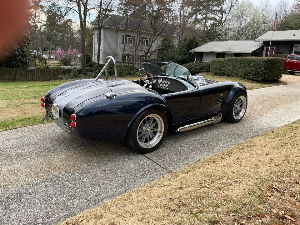 Shelby Cobra Replica - Image 9 of 31