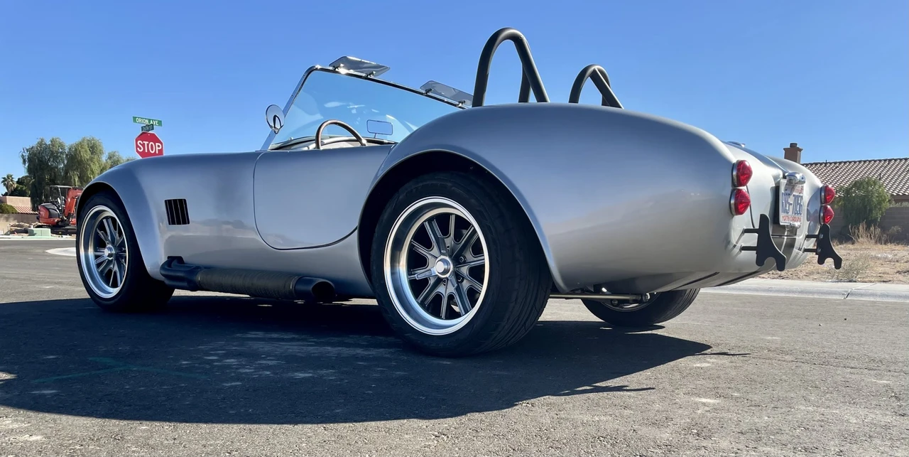 Shelby Cobra Replica - Image 26 of 31