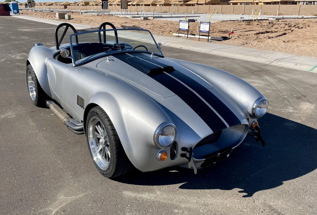 Shelby Cobra Replica - Image 16 of 31