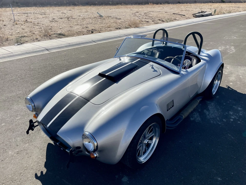 Shelby Cobra Replica - Image 5 of 31
