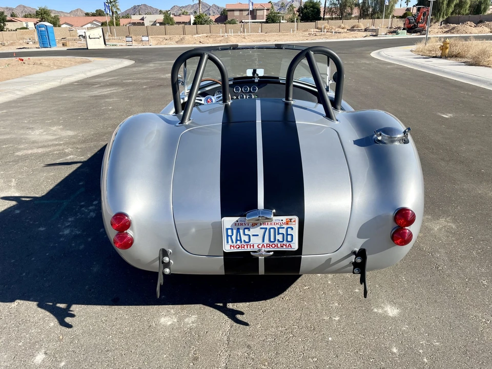 Shelby Cobra Replica - Image 21 of 31