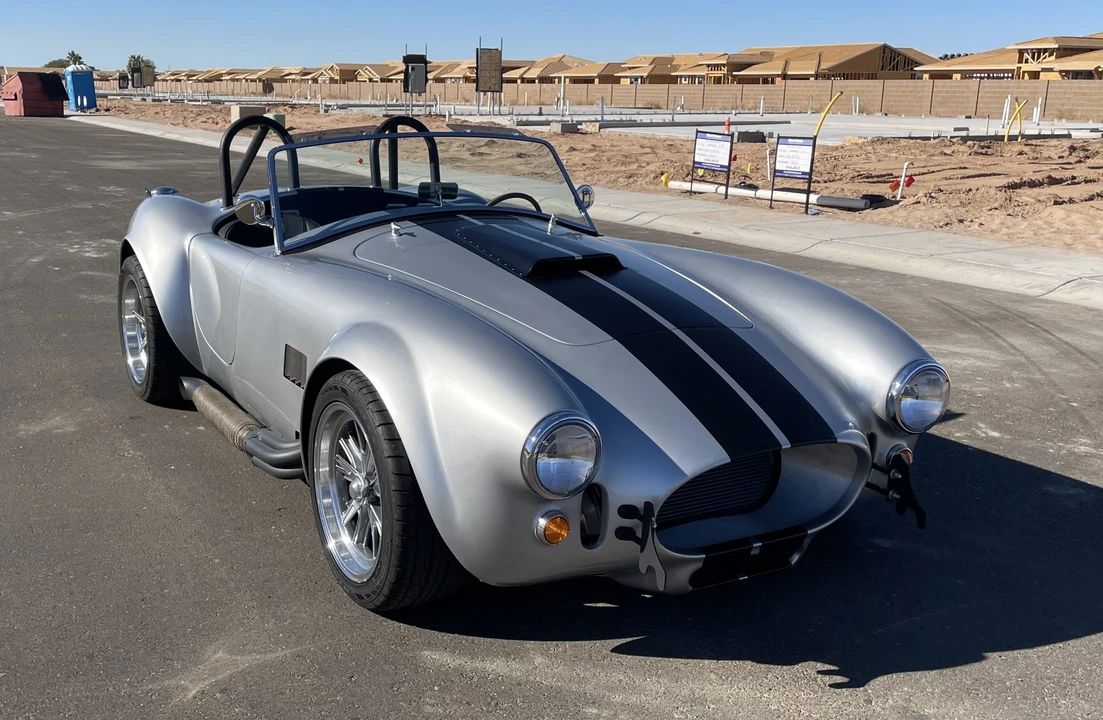 Shelby Cobra Replica - Image 13 of 31