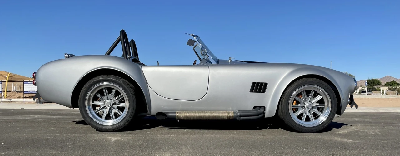 Shelby Cobra Replica - Image 18 of 31