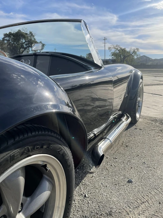 Shelby Cobra Replica - Image 28 of 31