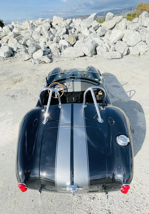 Shelby Cobra Replica - Image 18 of 31