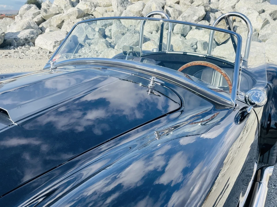 Shelby Cobra Replica - Image 30 of 31