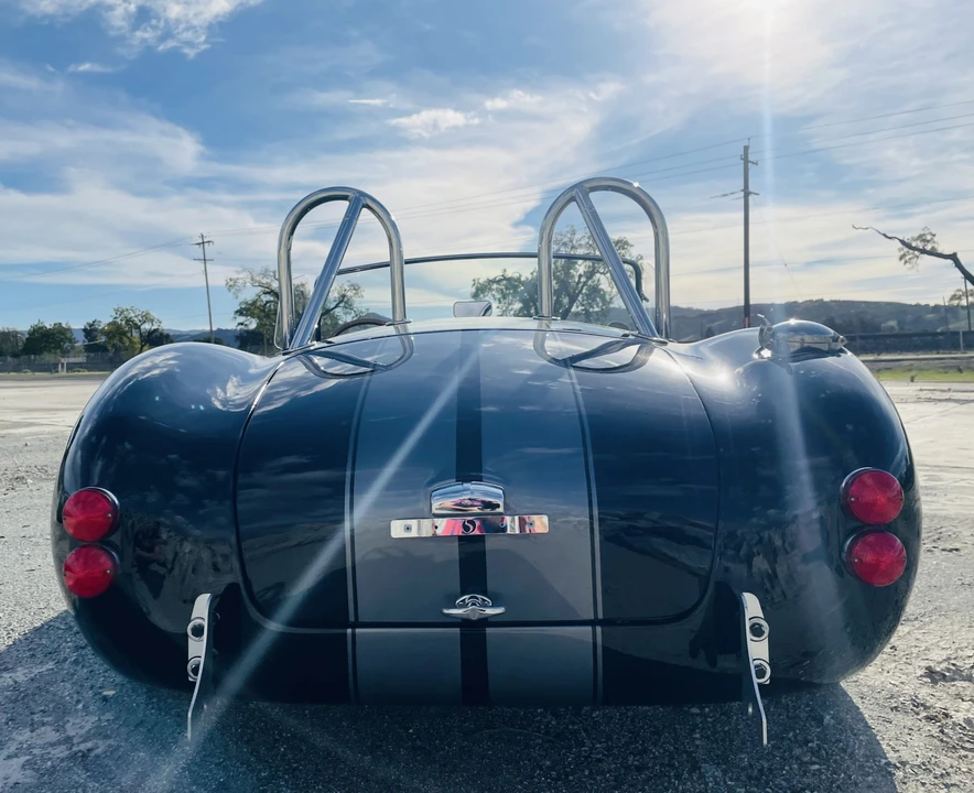 Shelby Cobra Replica - Image 20 of 31