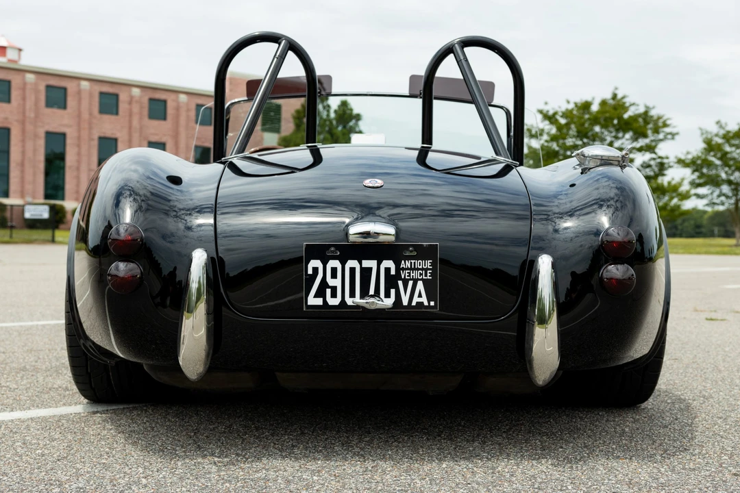Shelby Cobra Replica - Image 30 of 31