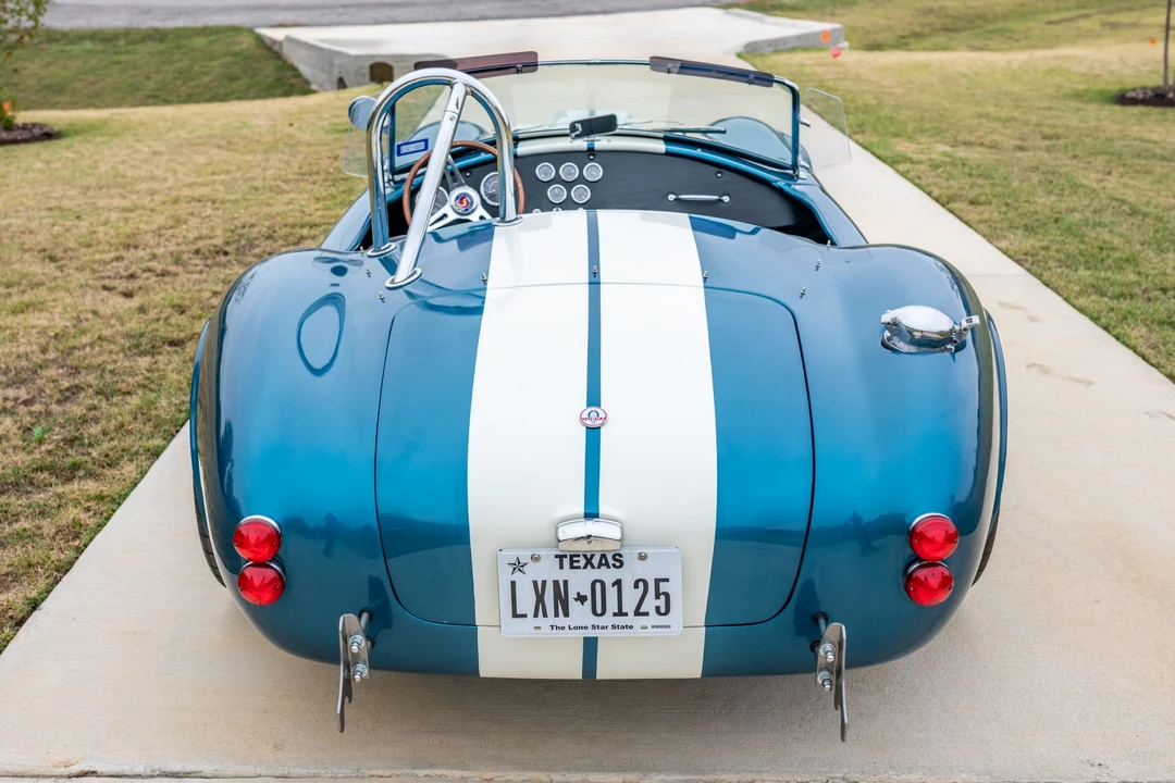 Shelby Cobra Replica - Image 6 of 31