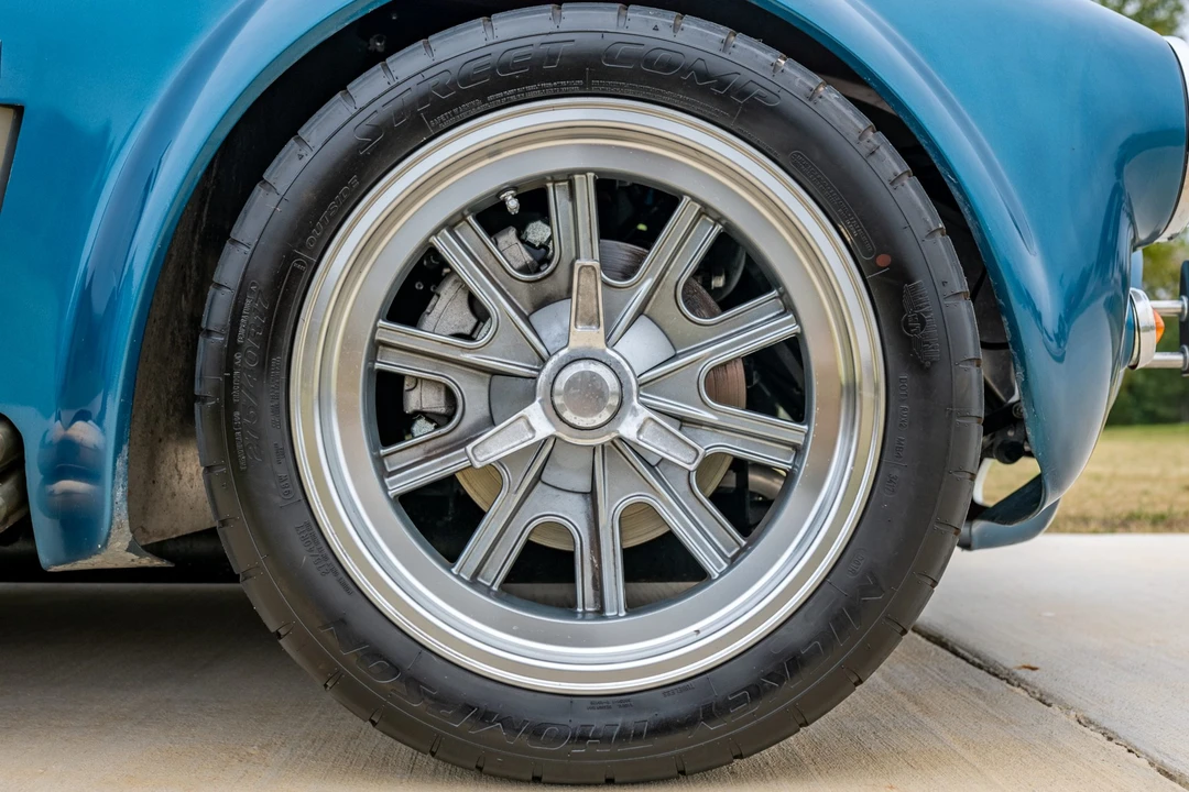 Shelby Cobra Replica - Image 31 of 31