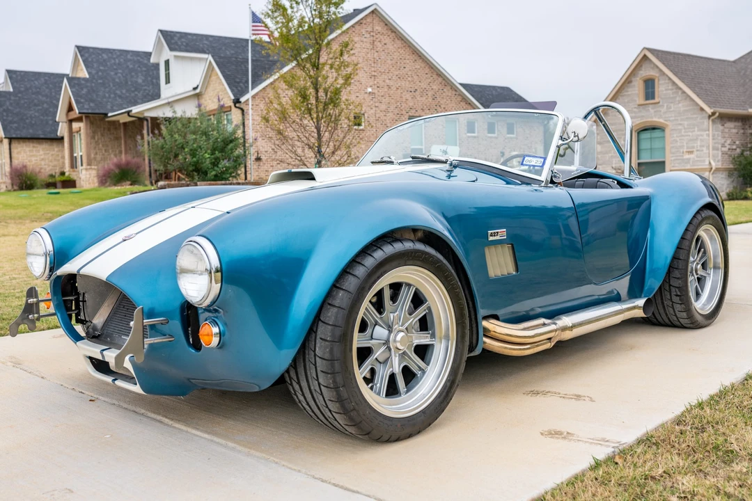 Shelby Cobra Replica - Image 3 of 31