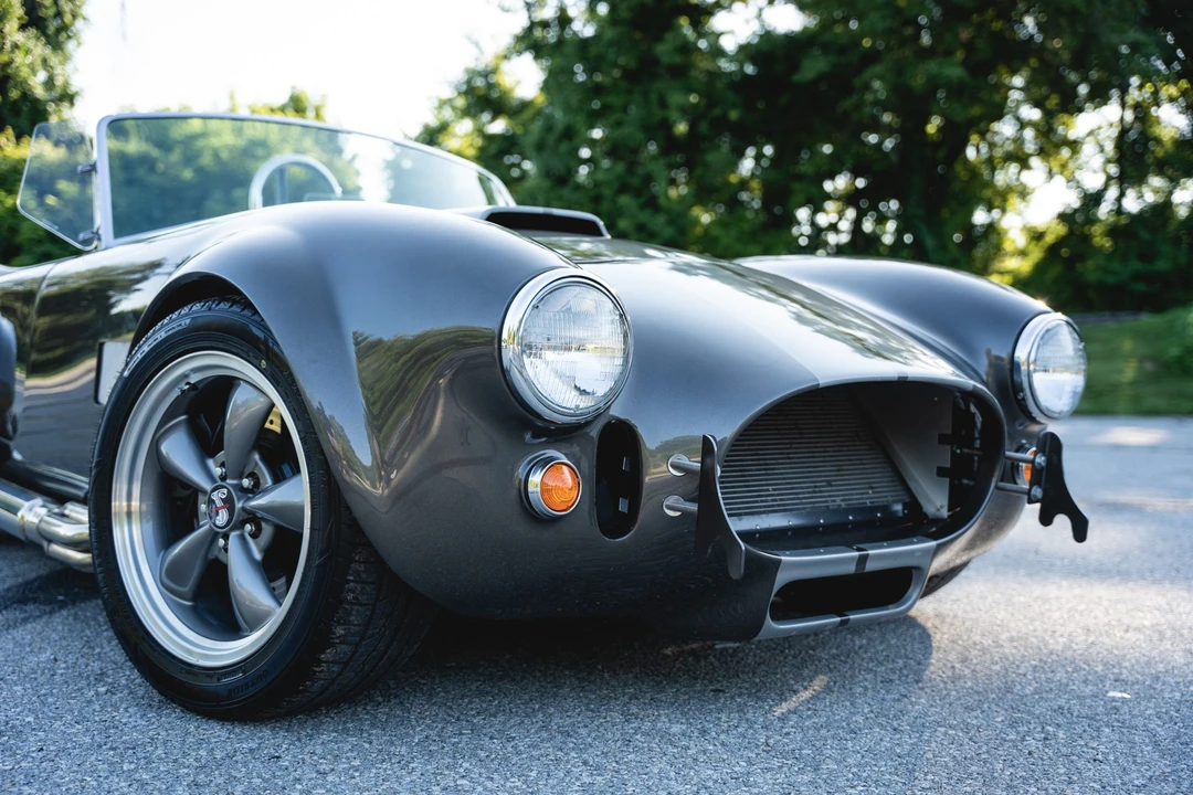 Shelby Cobra Replica - Image 21 of 31