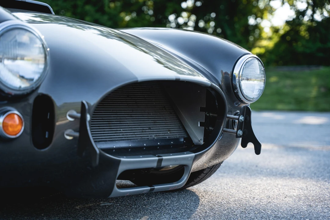 Shelby Cobra Replica - Image 20 of 31