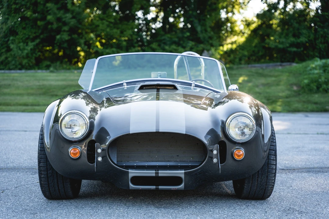 Shelby Cobra Replica - Image 14 of 31