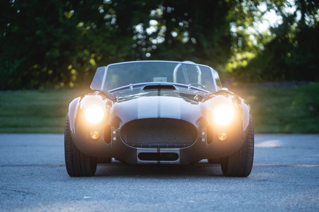 Shelby Cobra Replica - Image 16 of 31