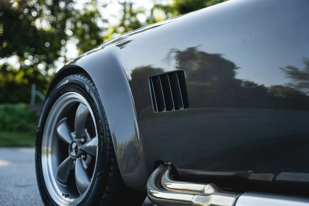 Shelby Cobra Replica - Image 27 of 31