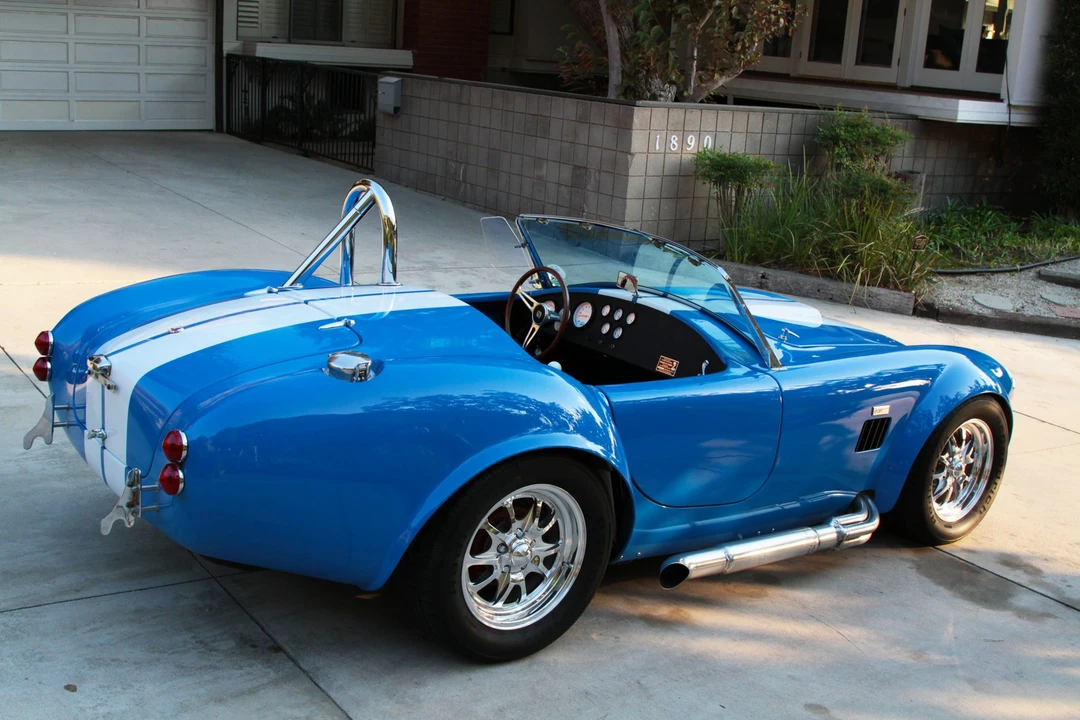 Shelby Cobra Replica - Image 19 of 31