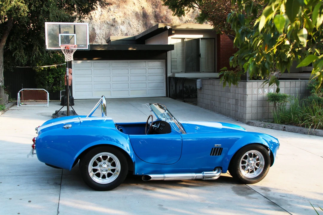 Shelby Cobra Replica - Image 22 of 31