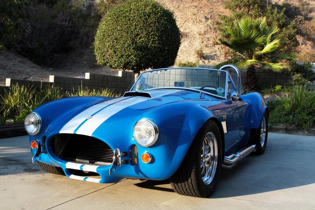 Shelby Cobra Replica - Image 2 of 31