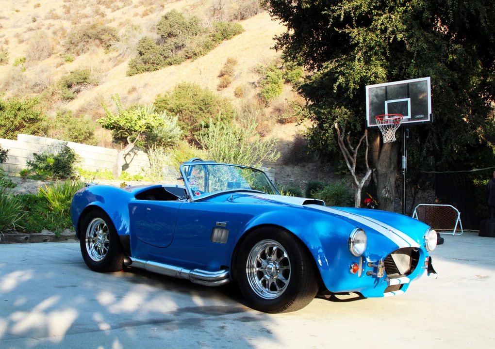 Shelby Cobra Replica - Image 27 of 31