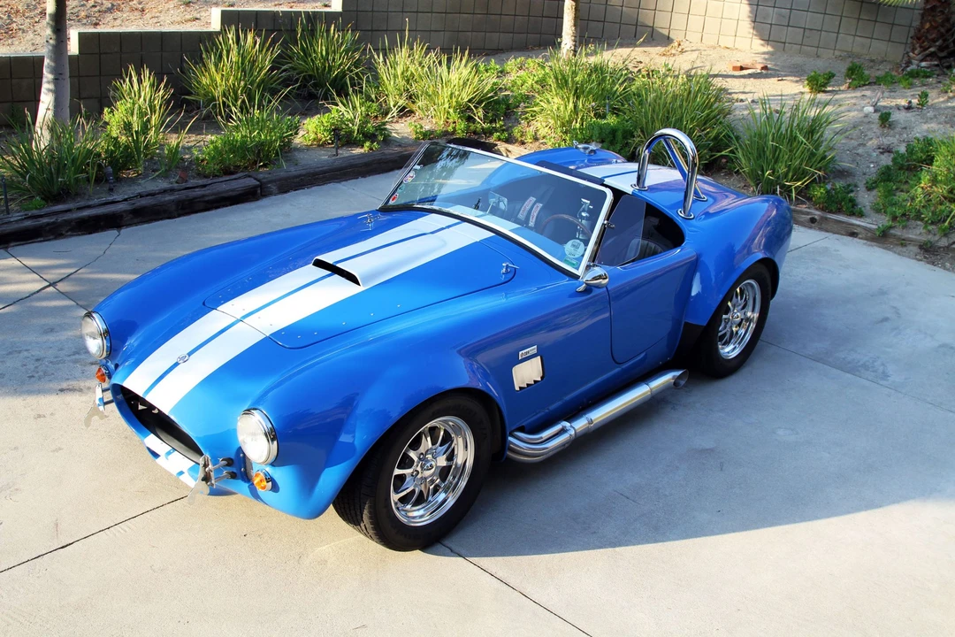 Shelby Cobra Replica - Image 7 of 31