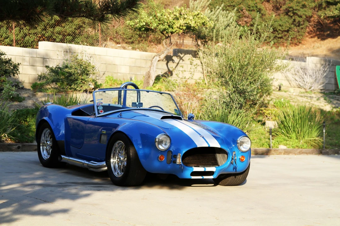 Shelby Cobra Replica - Image 23 of 31