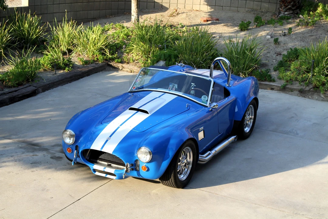 Shelby Cobra Replica - Image 5 of 31