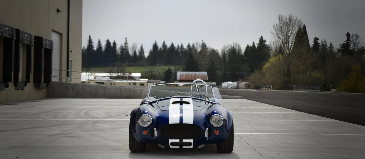 Shelby Cobra Replica - Image 8 of 31