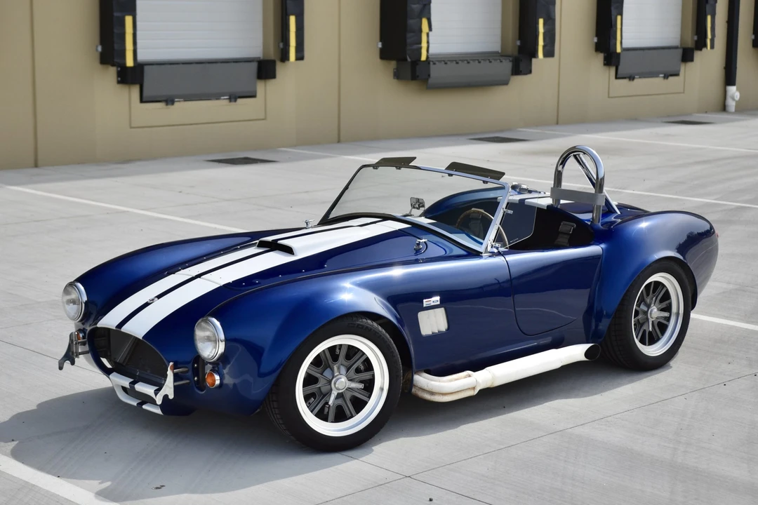 Shelby Cobra Replica - Image 4 of 31