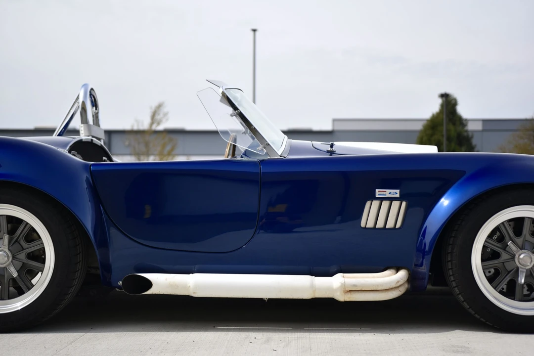 Shelby Cobra Replica - Image 29 of 31