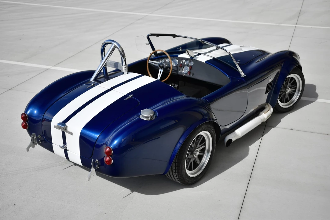 Shelby Cobra Replica - Image 18 of 31