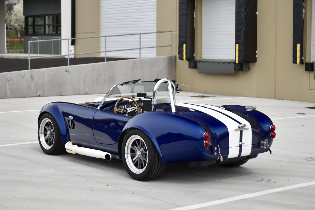 Shelby Cobra Replica - Image 25 of 31