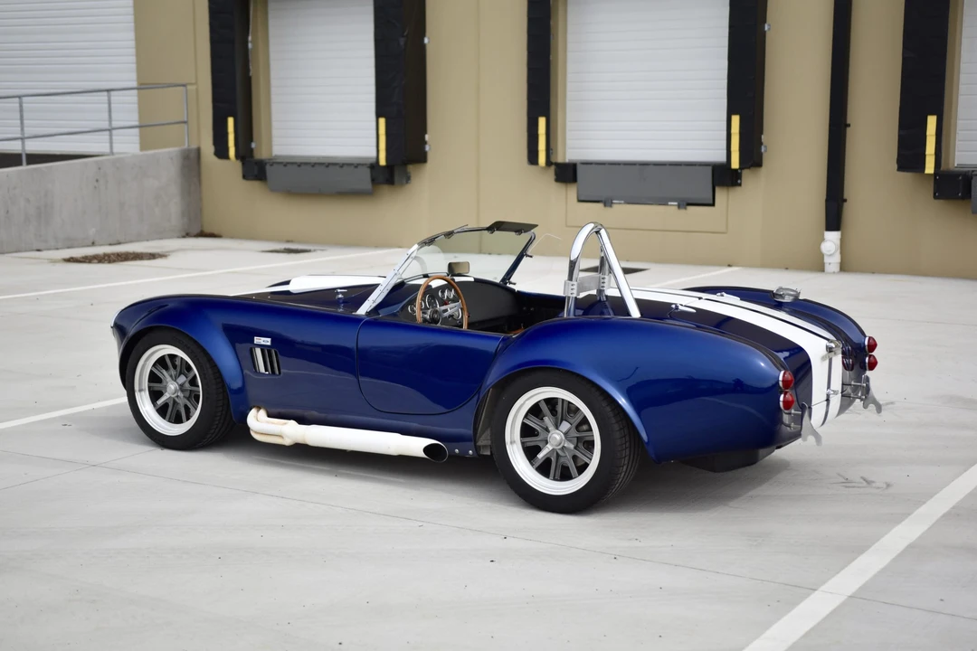 Shelby Cobra Replica - Image 26 of 31