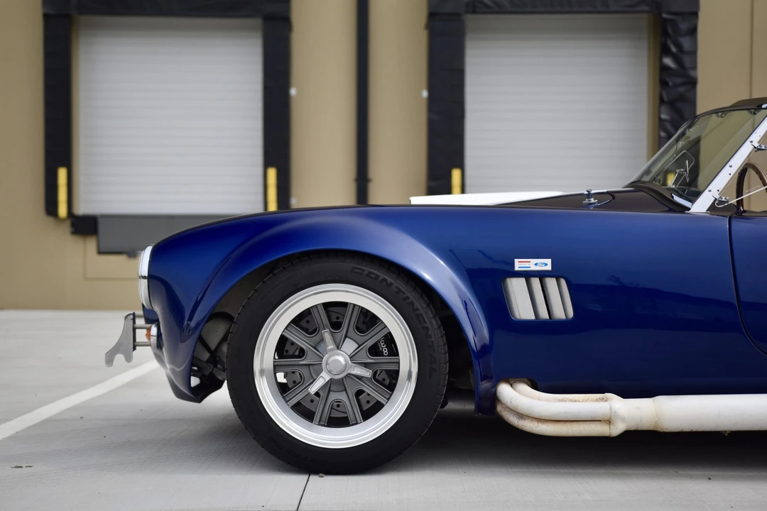 Shelby Cobra Replica - Image 31 of 31
