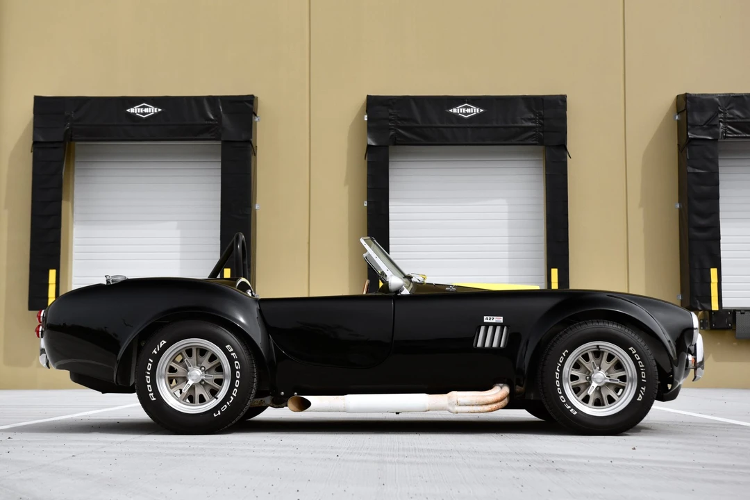 Shelby Cobra Replica - Image 22 of 31
